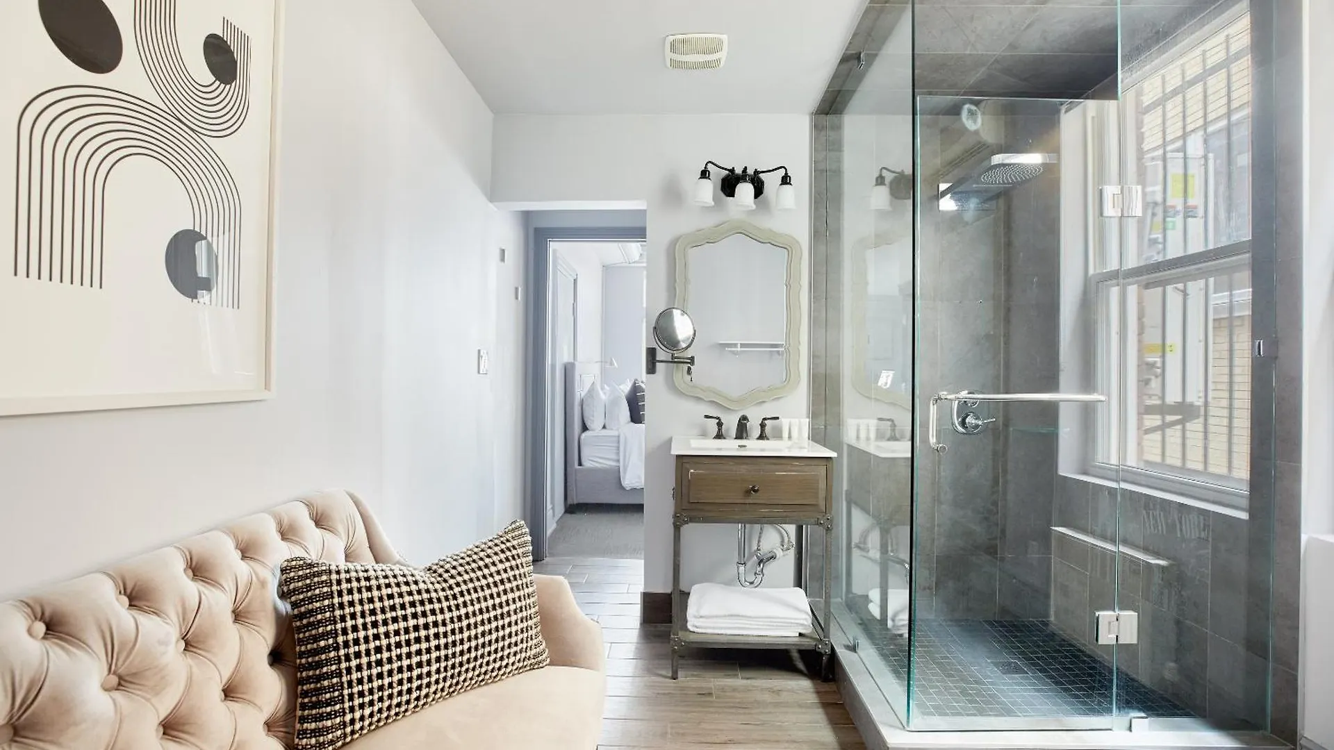 ***  La Tumu Boutique Hotel Toronto Canada