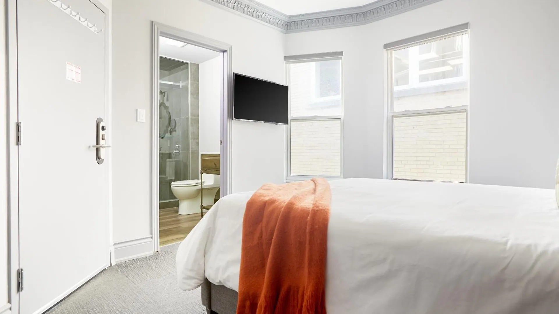 La Tumu Boutique Hotel Toronto
