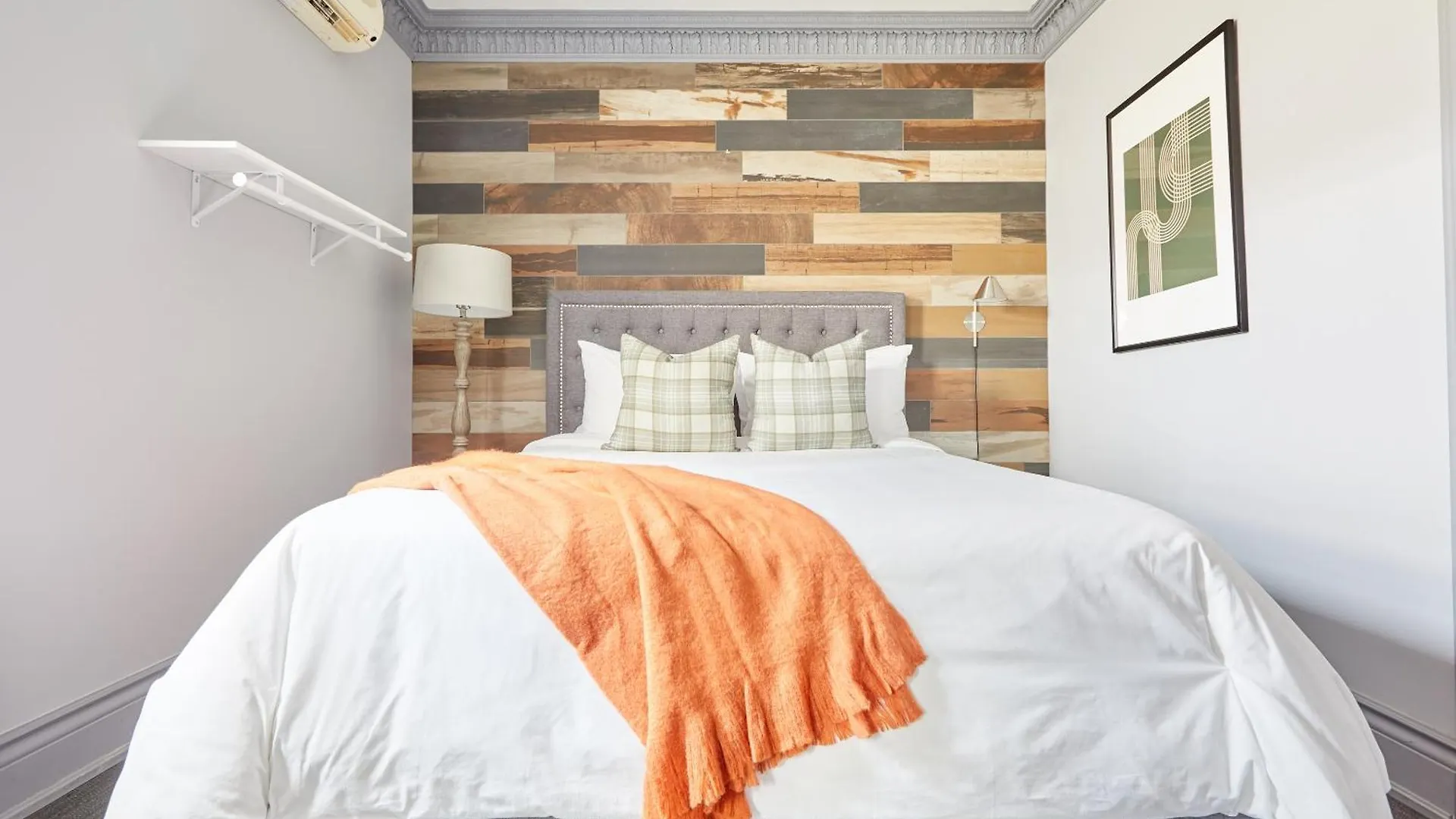 La Tumu Boutique Hotel Toronto
