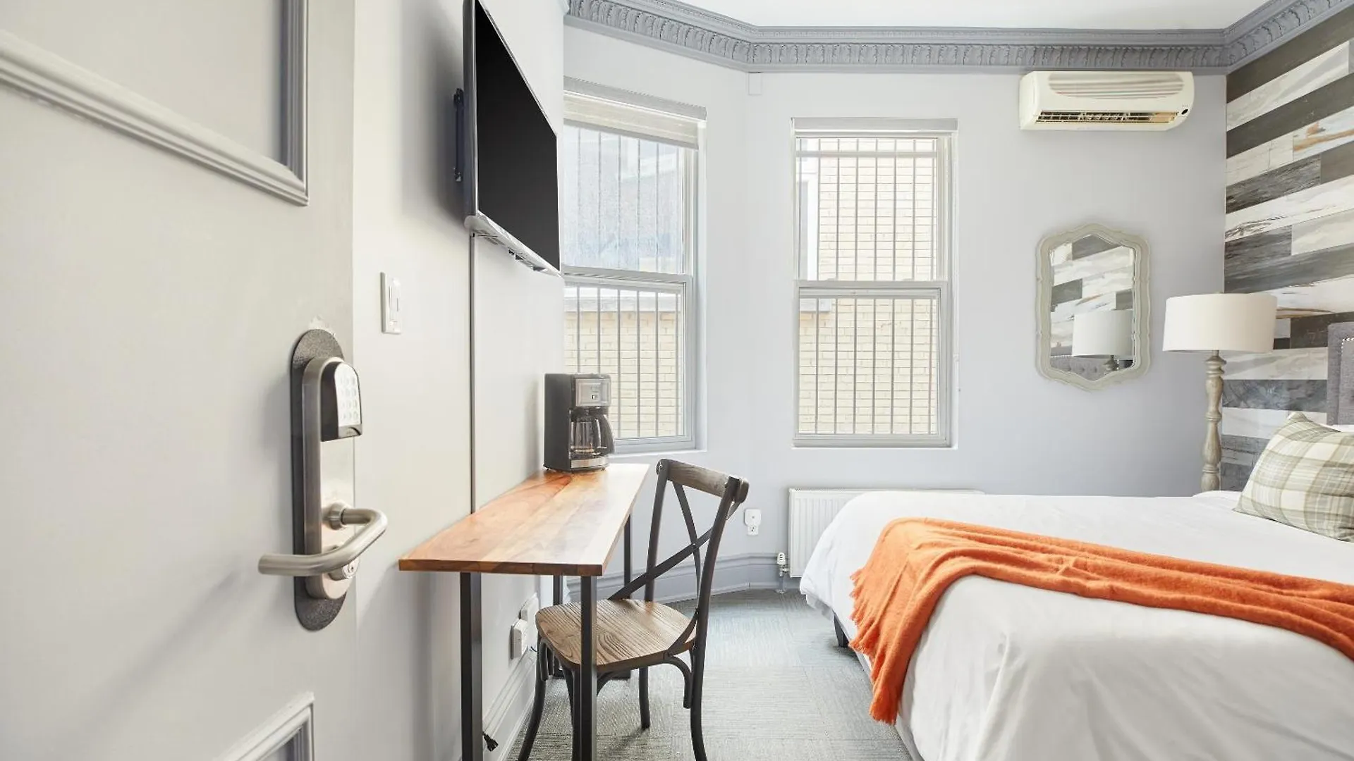 La Tumu Boutique Hotel Toronto