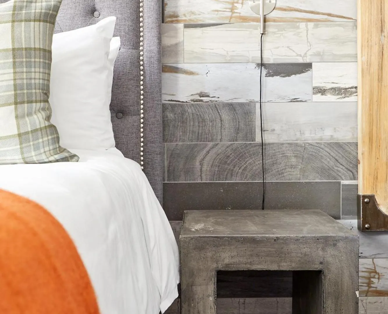 La Tumu Boutique Hotel Toronto