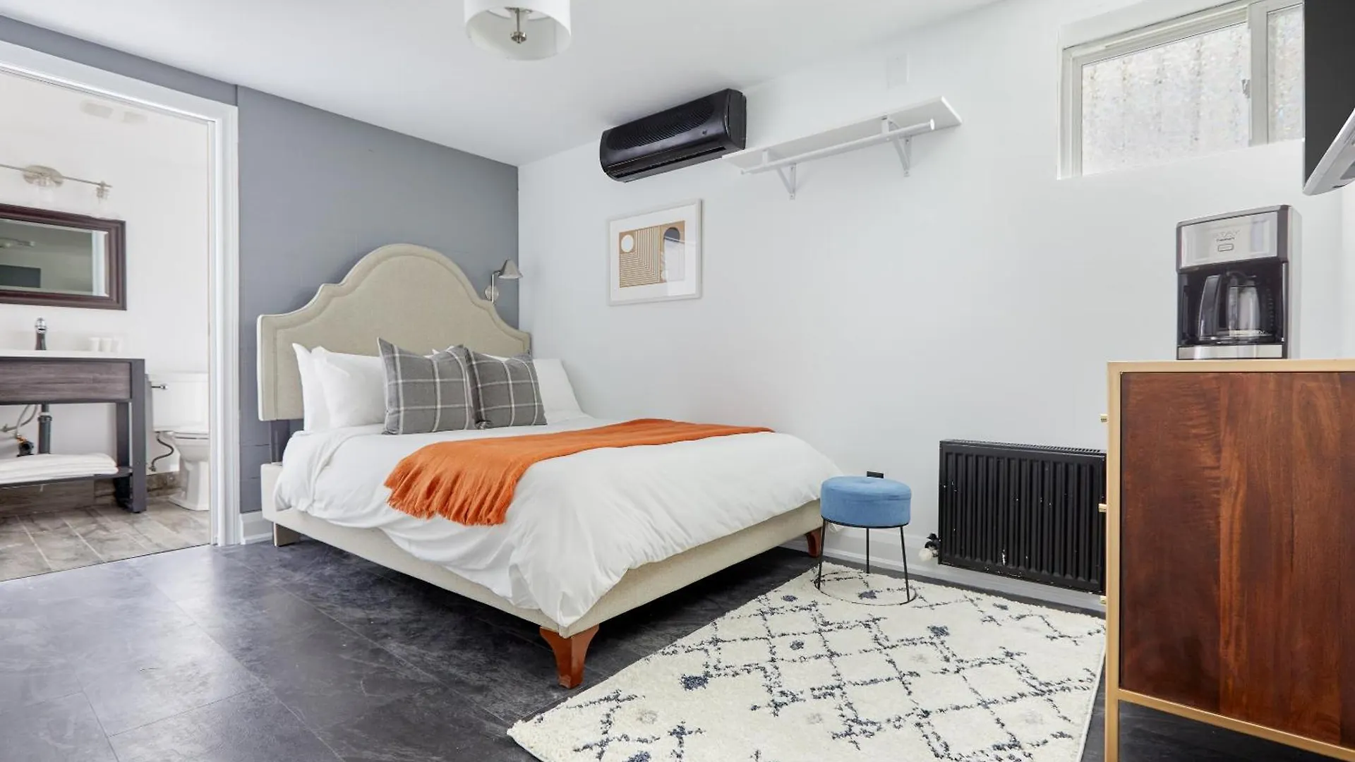 ***  La Tumu Boutique Hotel Toronto Canada